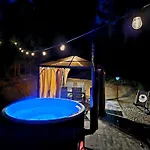 Lesne Zacisze - Dom Z Kominkiem I Balia Nyaraló *